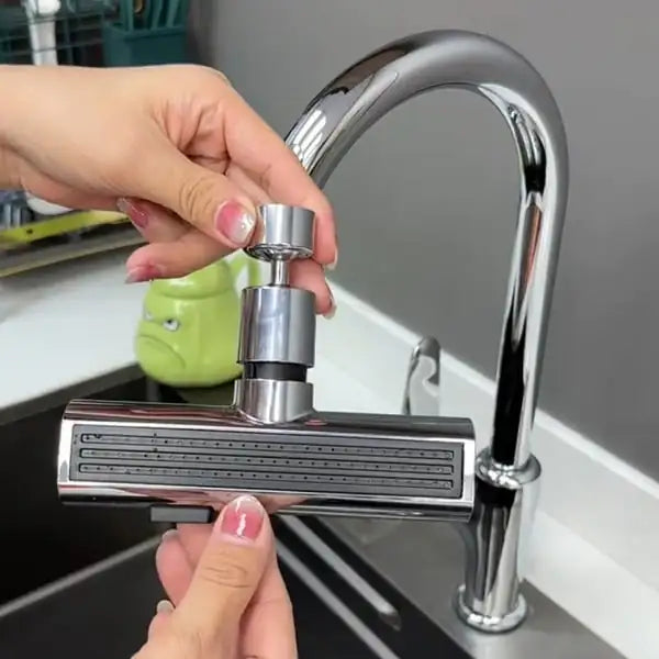 Universal 360° Rotating Kitchen Faucet