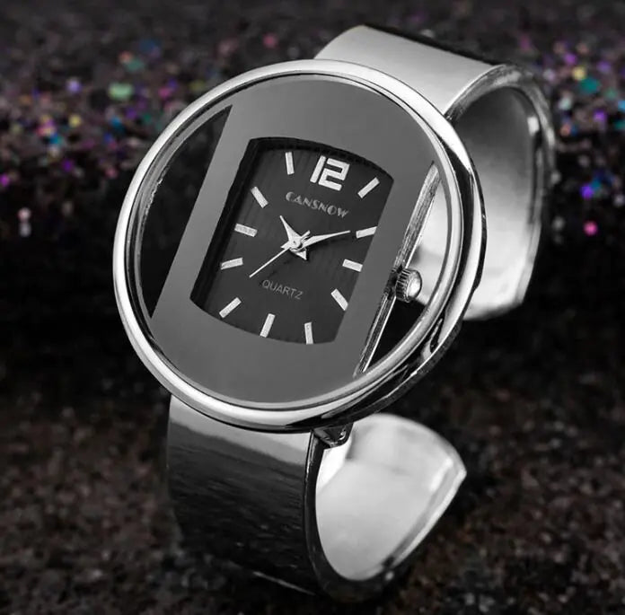 New Luxury Women's Bracelet Watches: Elegant Quartz Timepieces