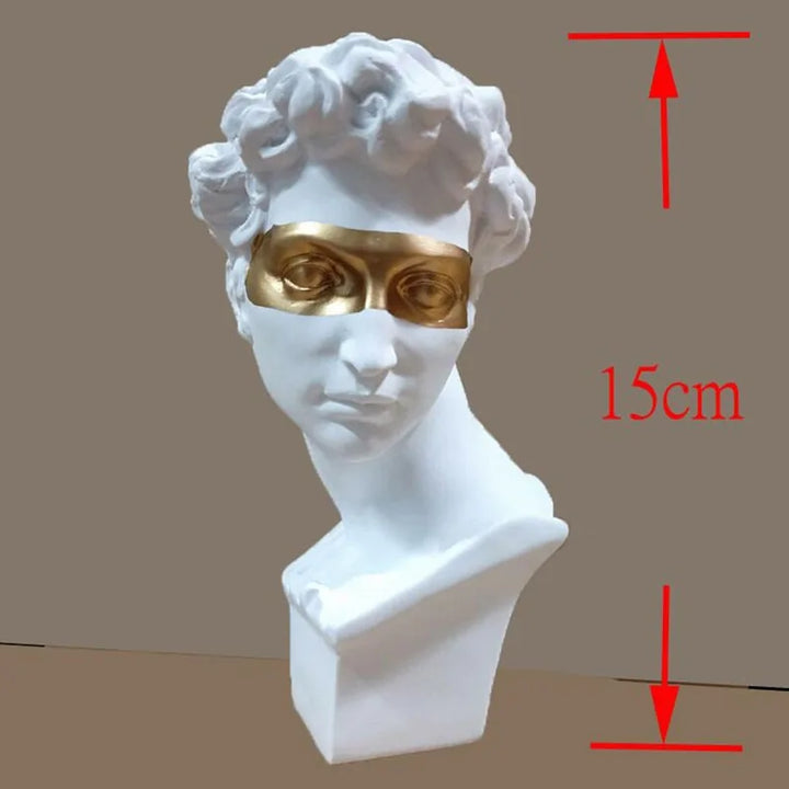 European Resin Mini Bust Sculpture: Abstract Art for Home Decoration