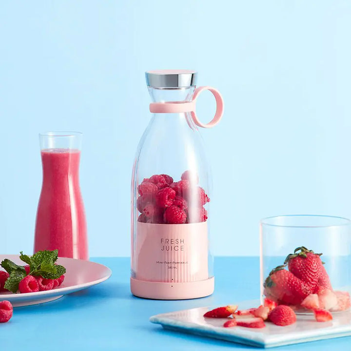 Wireless Charging Mini Blender: Fruit Mixer